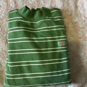 Dickies green sweater size M